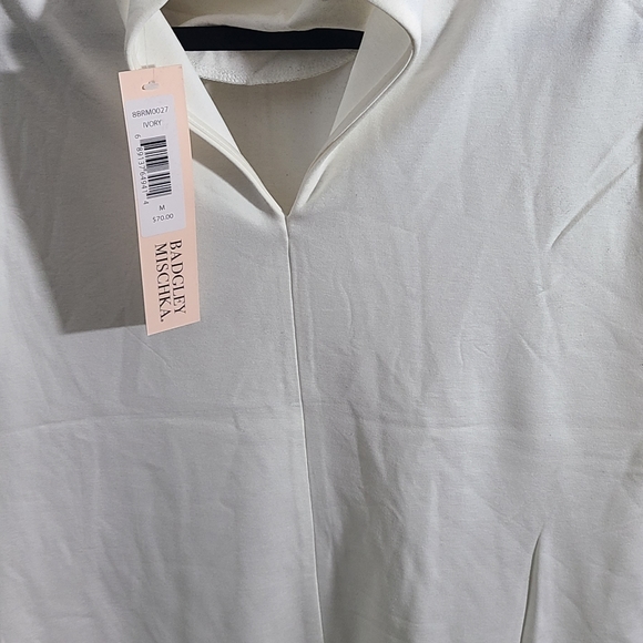 Ivory top can worn under a blazer or with jeans - Picture 2 of 3